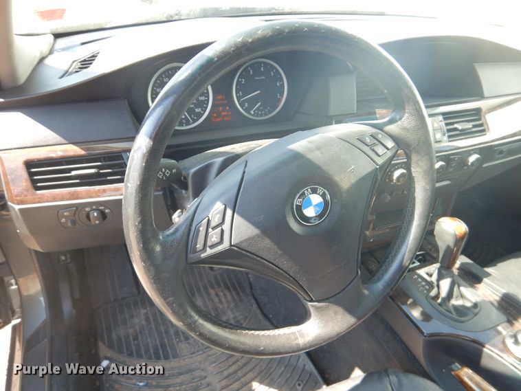 image for item GO9190 2006 BMW 530XI