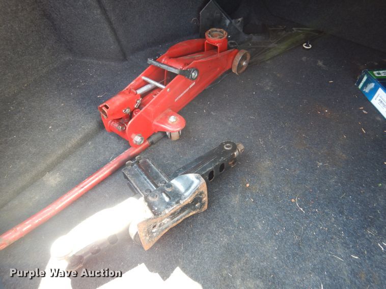 image for item GO9190 2006 BMW 530XI