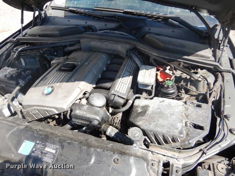 image for item GO9190 2006 BMW 530XI