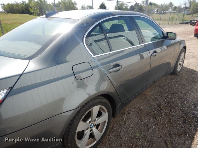 image for item GO9190 2006 BMW 530XI