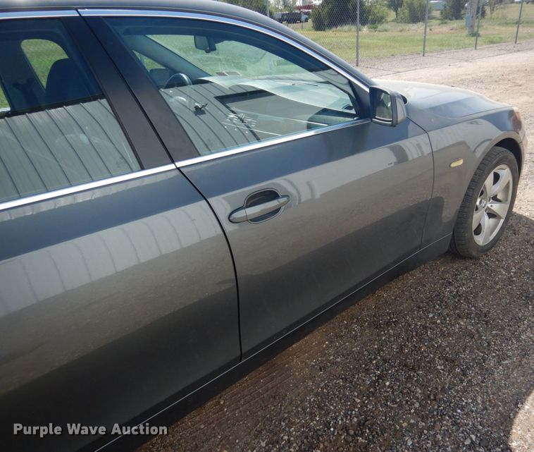 image for item GO9190 2006 BMW 530XI