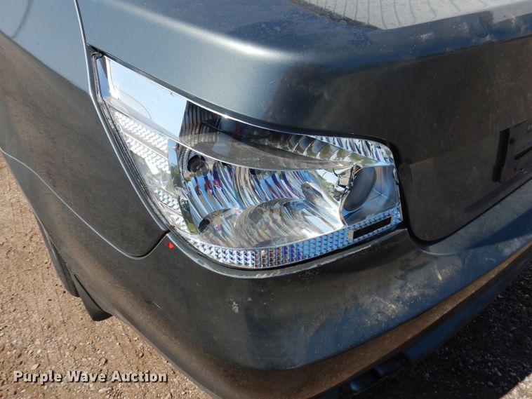 image for item GO9190 2006 BMW 530XI