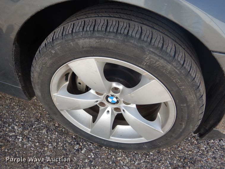 image for item GO9190 2006 BMW 530XI