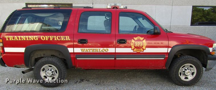 image for item GQ9027 2003 Chevrolet Suburban 2500  SUV