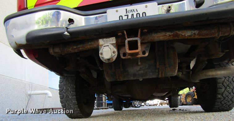 image for item GQ9027 2003 Chevrolet Suburban 2500  SUV