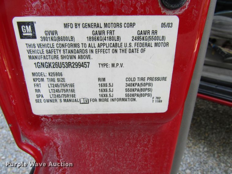 image for item GQ9027 2003 Chevrolet Suburban 2500  SUV