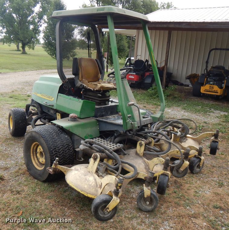 image for item GT9422 John Deere 3235B ZTR lawn mower