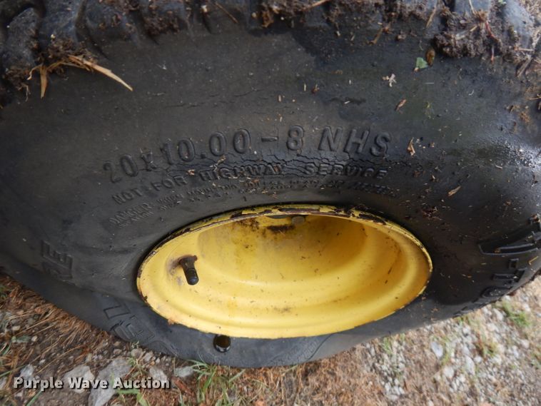 image for item GT9422 John Deere 3235B ZTR lawn mower