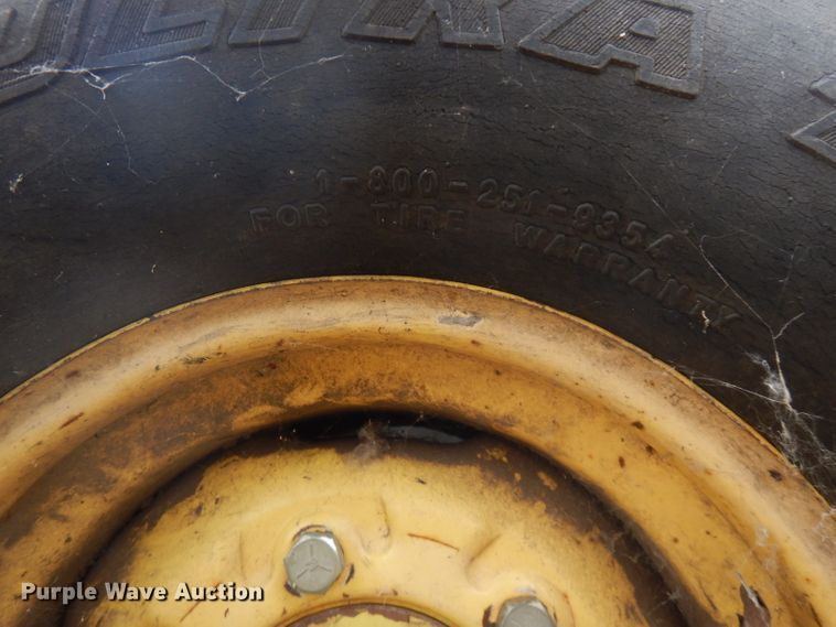 image for item GT9422 John Deere 3235B ZTR lawn mower