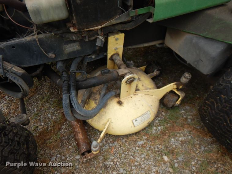 image for item GT9422 John Deere 3235B ZTR lawn mower