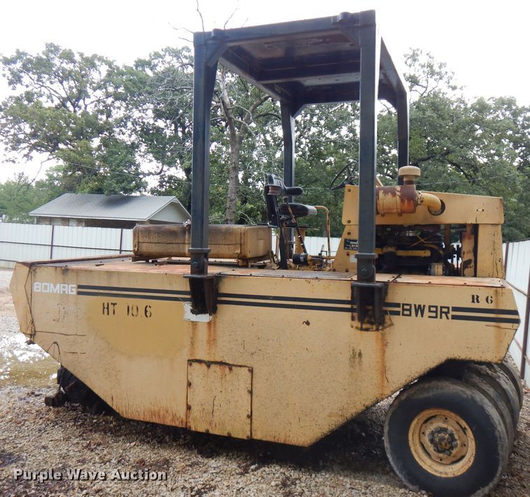 image for item GT9424 Bomag BW-9R  pneumatic roller