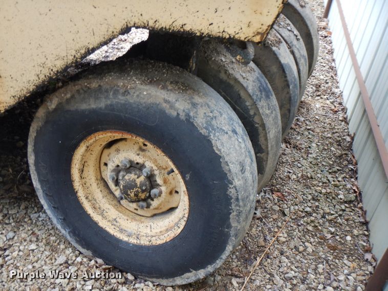 image for item GT9424 Bomag BW-9R  pneumatic roller