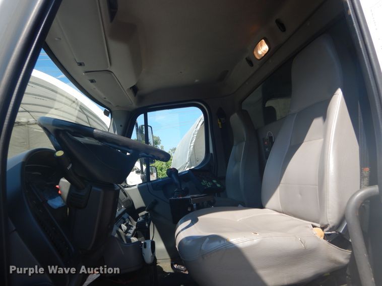 image for item GV9162 2011 Freightliner Business Class M2  dump truck