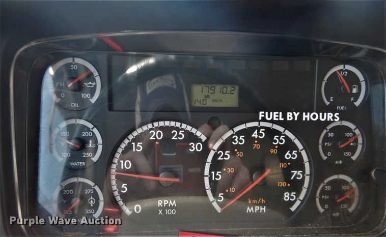 image for item GV9162 2011 Freightliner Business Class M2  dump truck