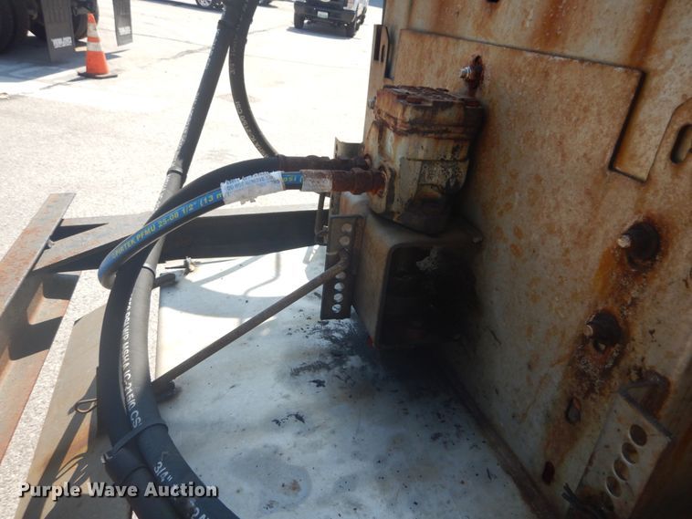 image for item GV9162 2011 Freightliner Business Class M2  dump truck