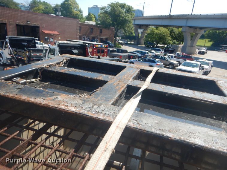 image for item GV9162 2011 Freightliner Business Class M2  dump truck