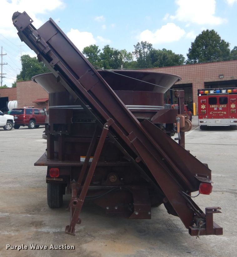 image for item GV9164 1994 Duratech HD8 tub grinder