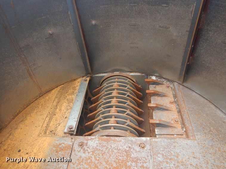 image for item GV9164 1994 Duratech HD8 tub grinder