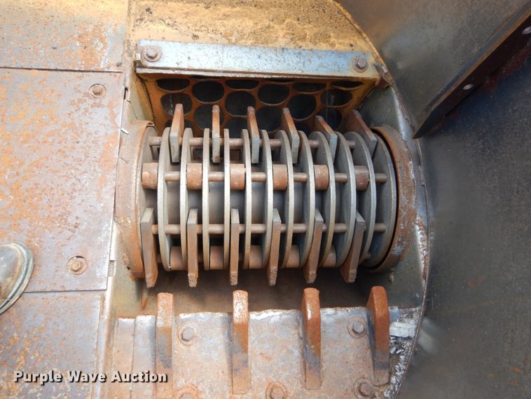 image for item GV9164 1994 Duratech HD8 tub grinder