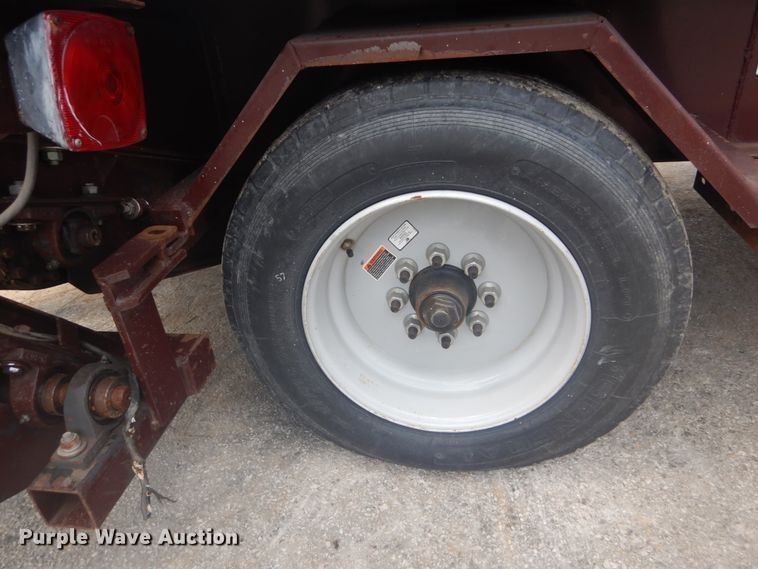 image for item GV9164 1994 Duratech HD8 tub grinder