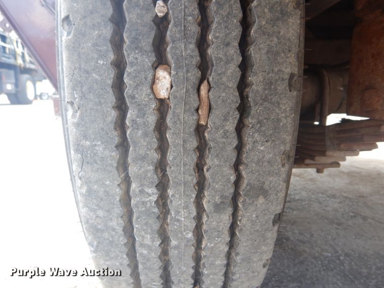 image for item GV9164 1994 Duratech HD8 tub grinder