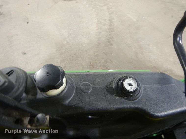 image for item GV9166 2015 John Deere Z930M ZTR lawn mower