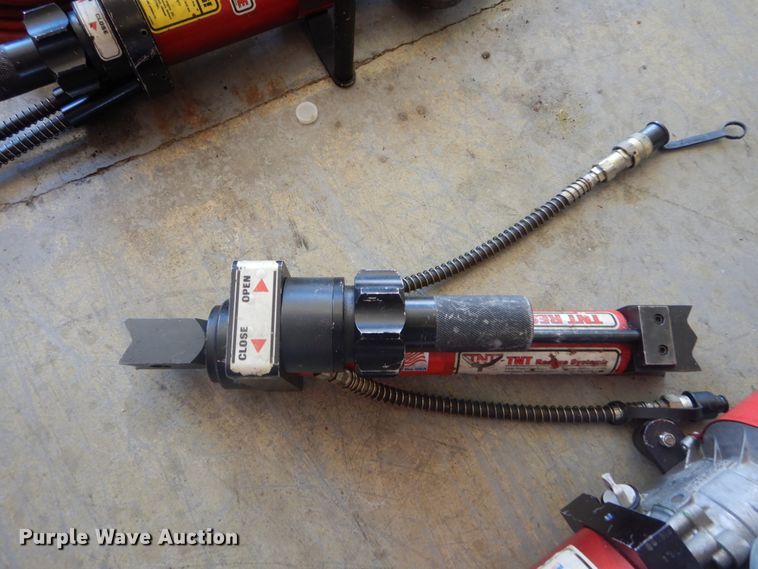 image for item GV9182 Jaws of Life equipment