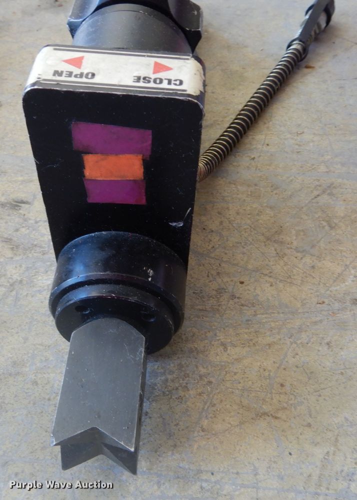 image for item GV9182 Jaws of Life equipment