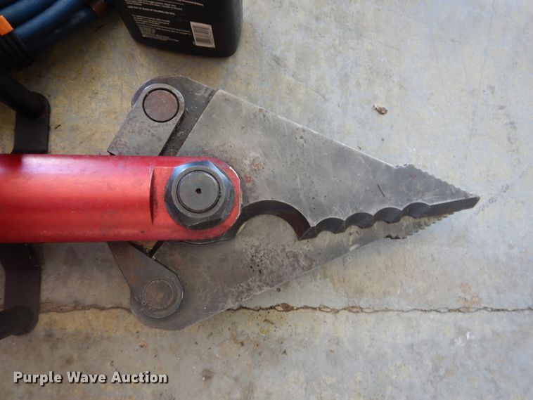 image for item GV9182 Jaws of Life equipment