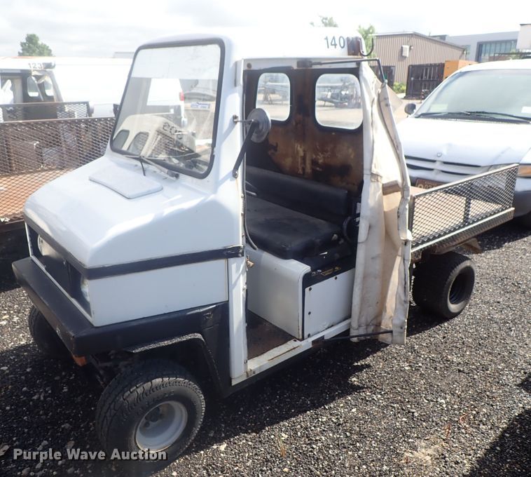 image for item GV9540 1984 Cushman 898532-8410  utility vehicle