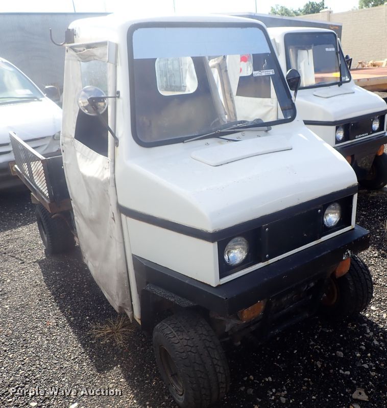 image for item GV9540 1984 Cushman 898532-8410  utility vehicle