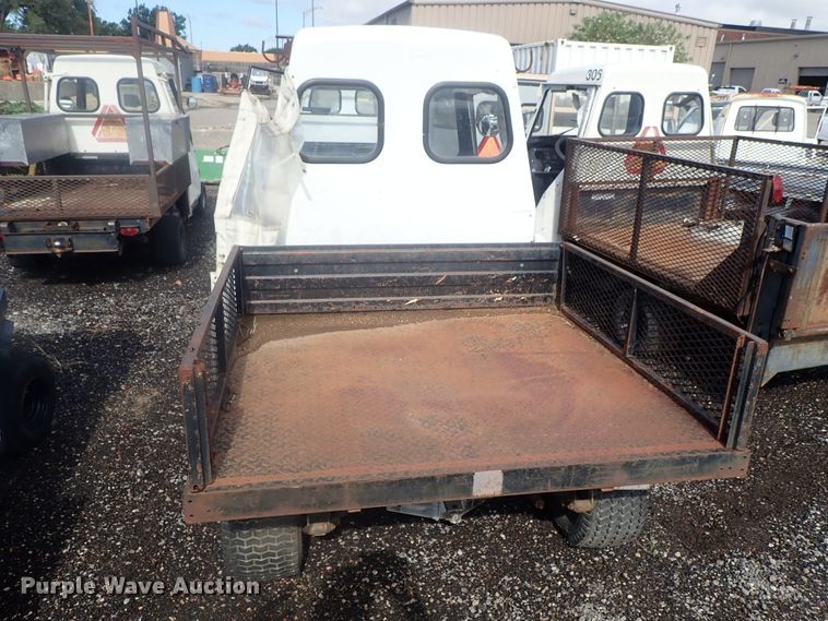 image for item GV9540 1984 Cushman 898532-8410  utility vehicle