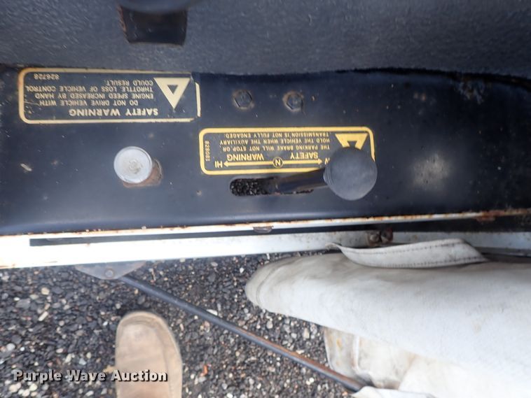 image for item GV9540 1984 Cushman 898532-8410  utility vehicle