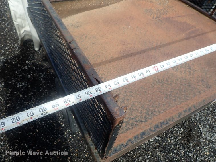 image for item GV9540 1984 Cushman 898532-8410  utility vehicle