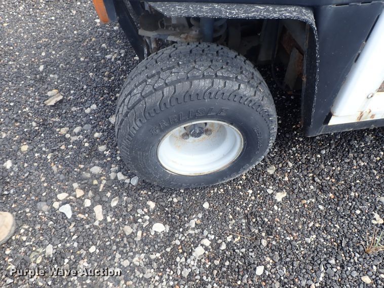 image for item GV9540 1984 Cushman 898532-8410  utility vehicle