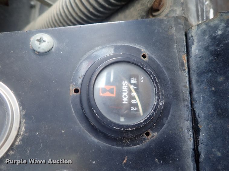 image for item GV9541 1984 Cushman 898532-8420  utility vehicle