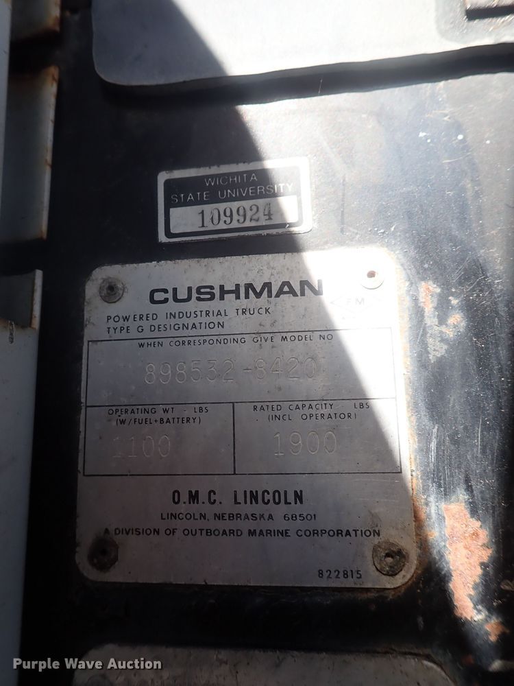 image for item GV9541 1984 Cushman 898532-8420  utility vehicle