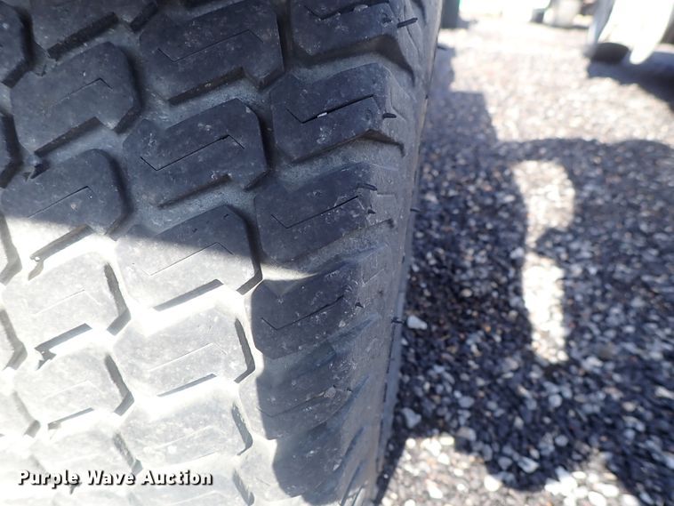 image for item GV9541 1984 Cushman 898532-8420  utility vehicle