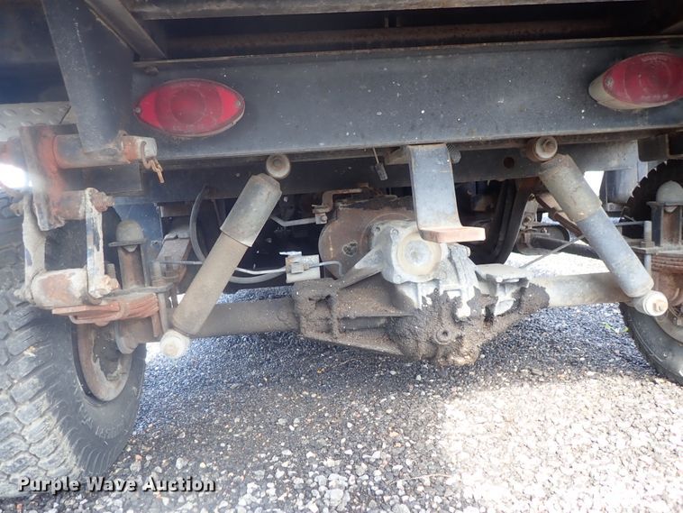 image for item GV9541 1984 Cushman 898532-8420  utility vehicle