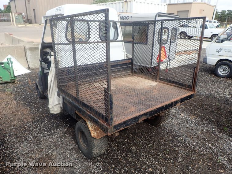 image for item GV9544 1985 Cushman 898532-8510  utility vehicle