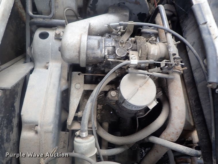 image for item GV9544 1985 Cushman 898532-8510  utility vehicle