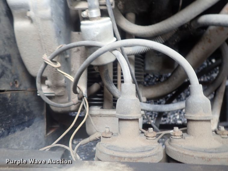 image for item GV9544 1985 Cushman 898532-8510  utility vehicle