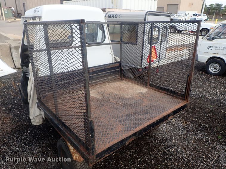 image for item GV9544 1985 Cushman 898532-8510  utility vehicle