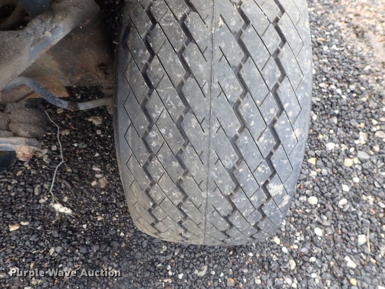 image for item GV9544 1985 Cushman 898532-8510  utility vehicle