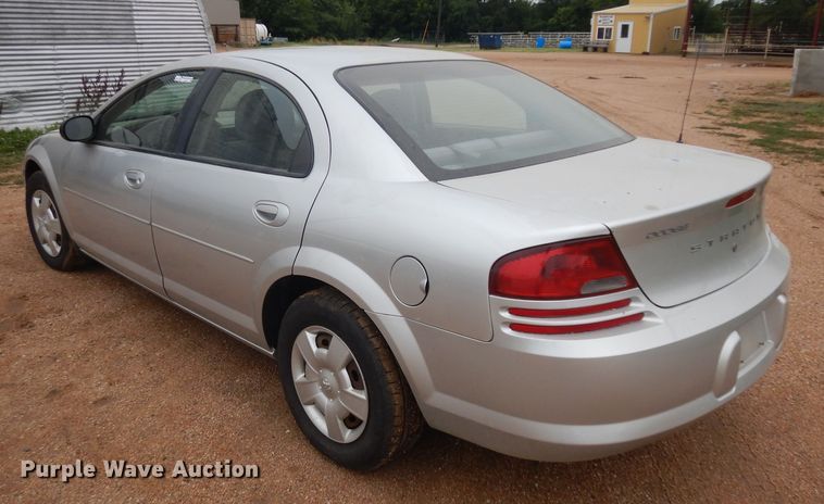 image for item HA9331 2005 Dodge Stratus