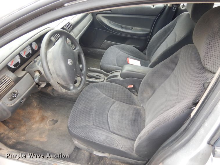image for item HA9331 2005 Dodge Stratus