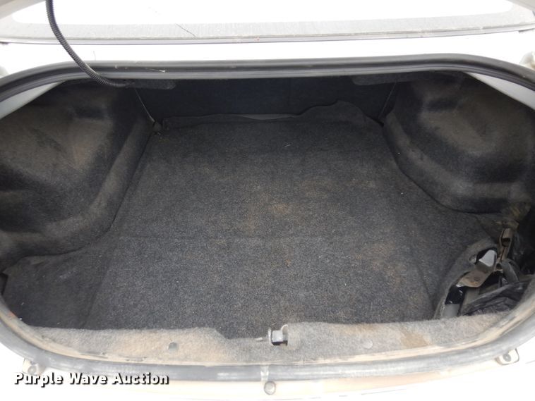 image for item HA9331 2005 Dodge Stratus