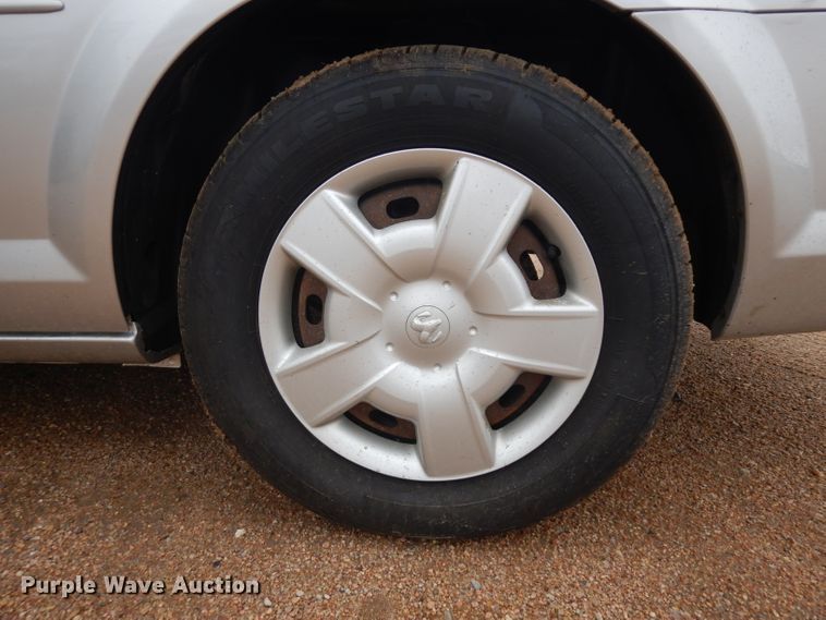 image for item HA9331 2005 Dodge Stratus