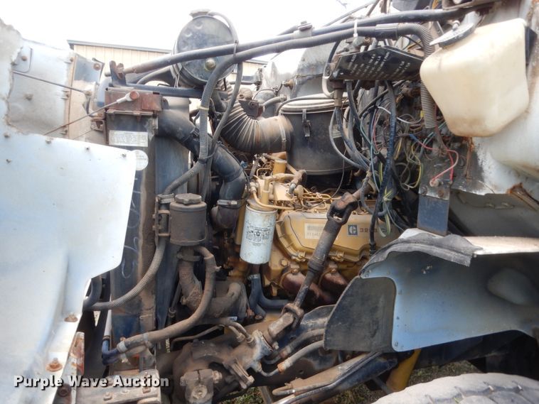 image for item HB9264 1985 GMC 7000  manure spreader truck