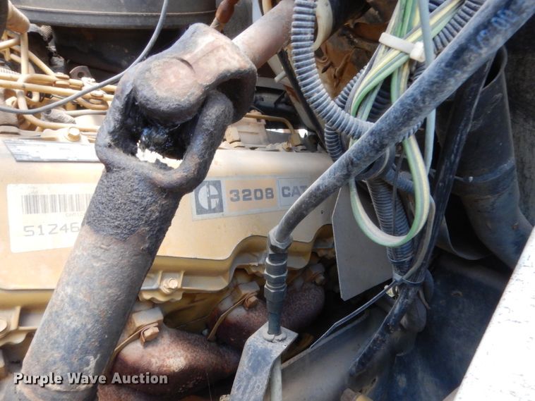 image for item HB9264 1985 GMC 7000  manure spreader truck